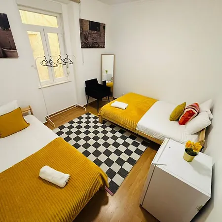 Hostel High Standard In Marques Do Pombal Lisbon